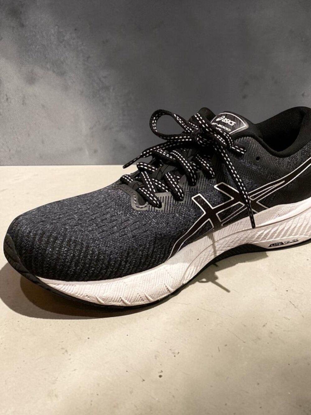 ASICS GT-2000 10 Running Shoes | Black White | 7.5